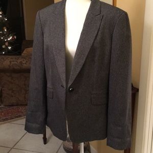 John Meyer suit size 14 NWT